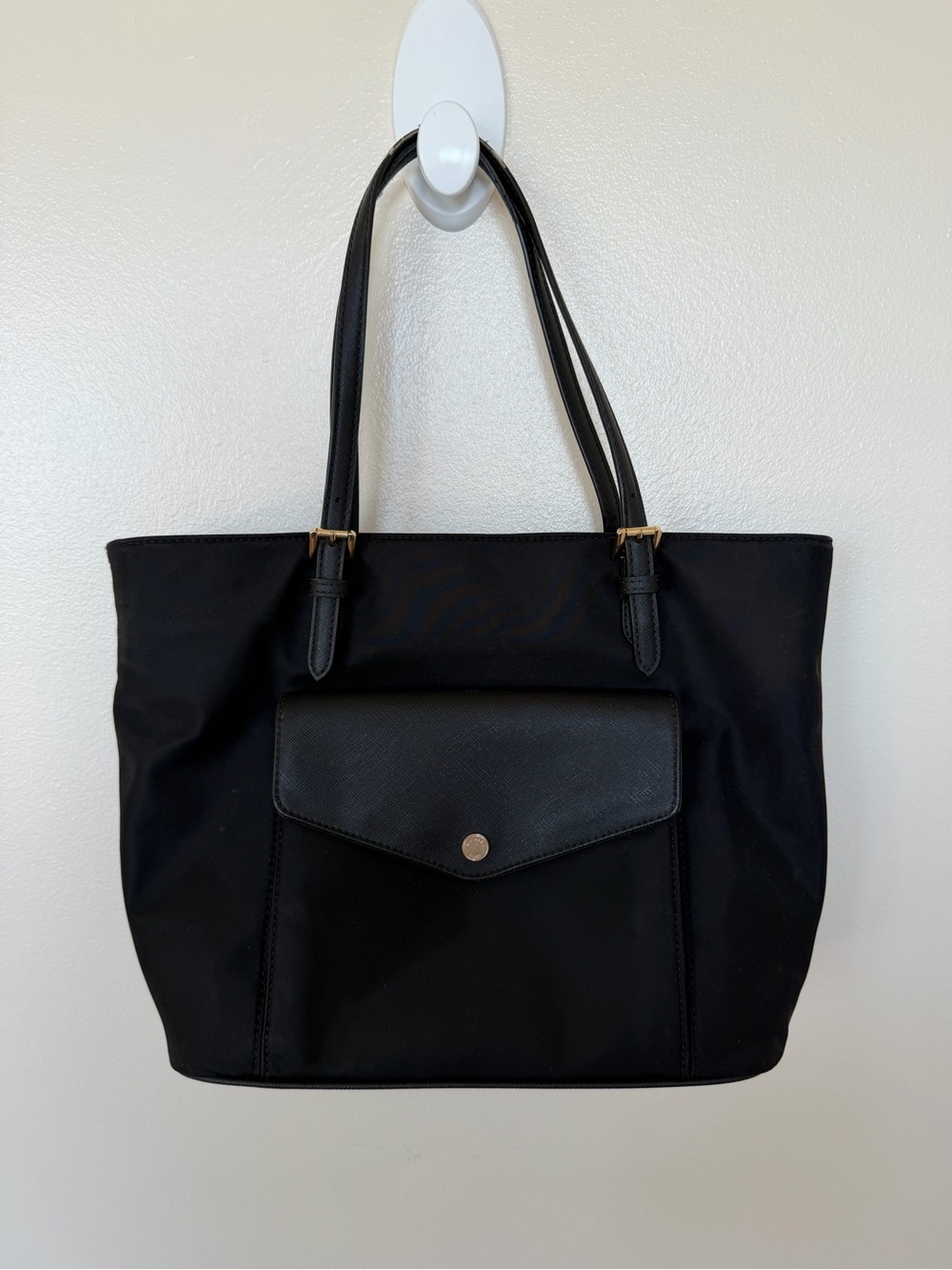 MICHAEL KORS Large Jet Set  Black Leather Snap Pocket Nylon Tote Bag